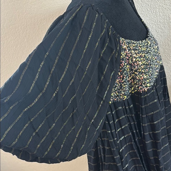 By Together Black Metallic Sequins Balloon Sleeved Smocked Mini Dress 0130 - Picture 7 of 11